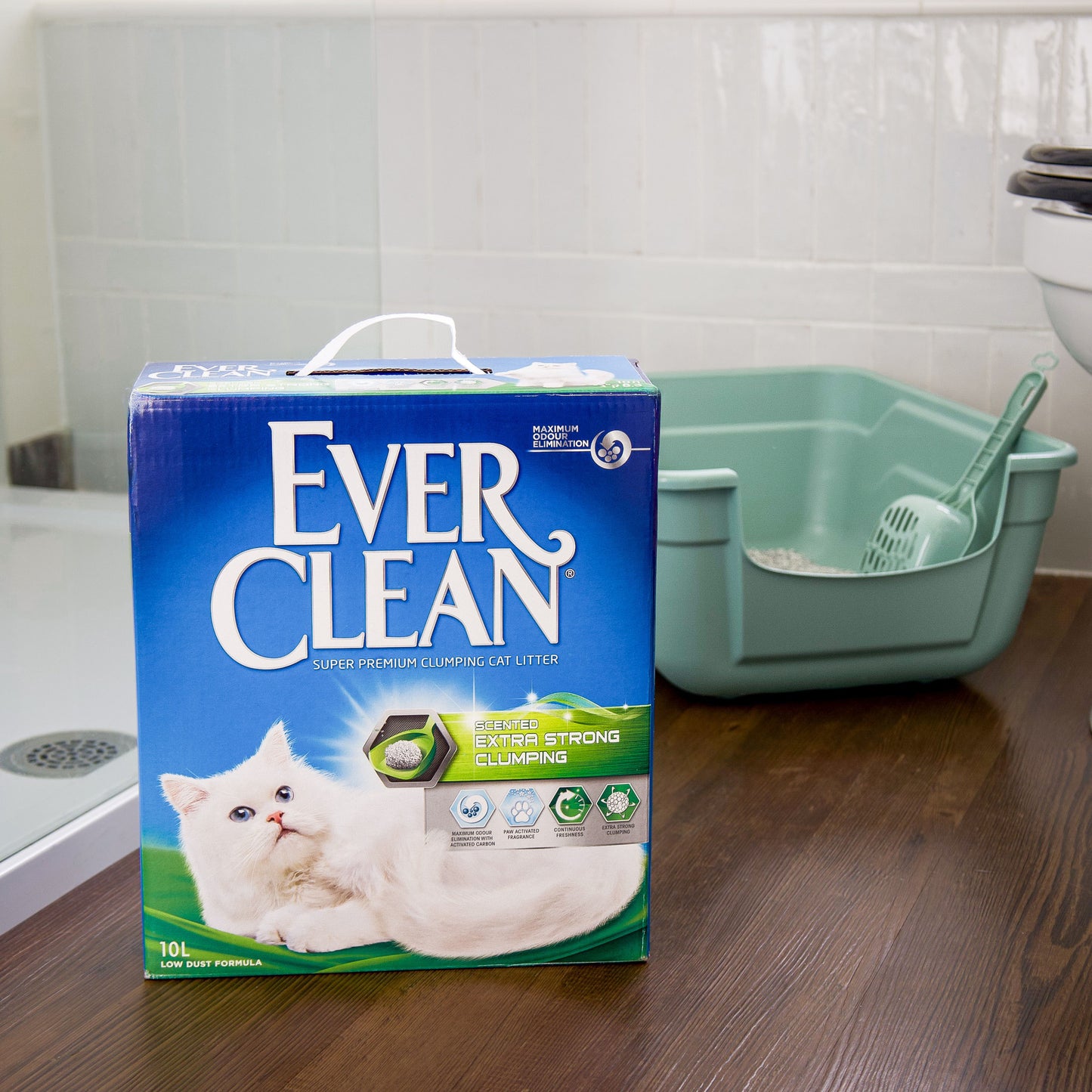 Ever Clean Extra Strong Clumping Cat Litter Scented 10L