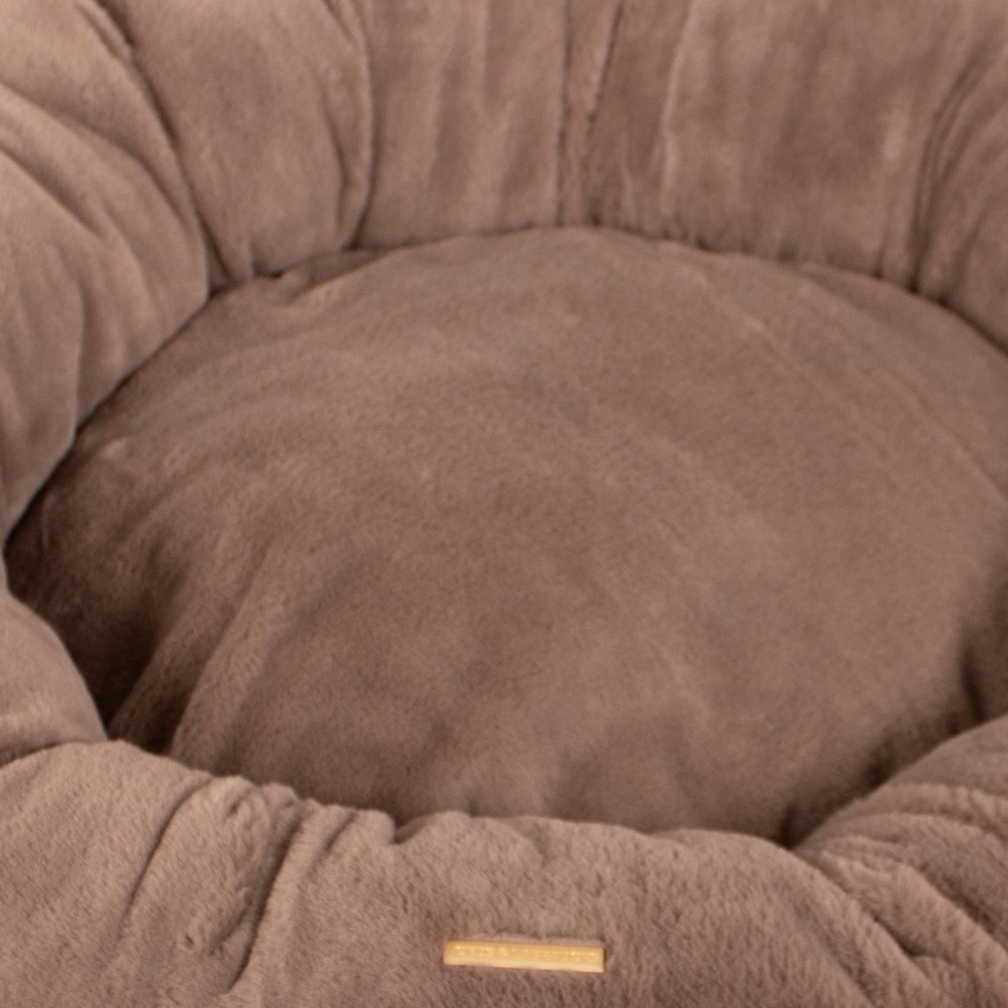 Lords & Labradors Calming Anti-Anxiety Donut Dog Bed Fawn