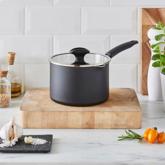 Non-Stick Aluminium Saucepan, 18cm