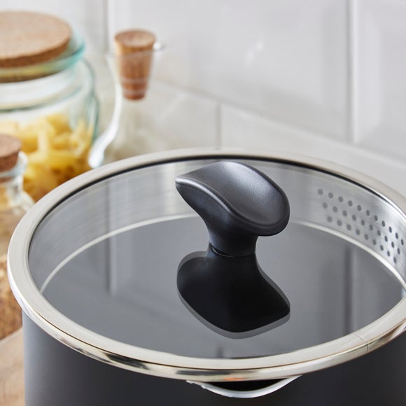 Non-Stick Aluminium Saucepan, 18cm