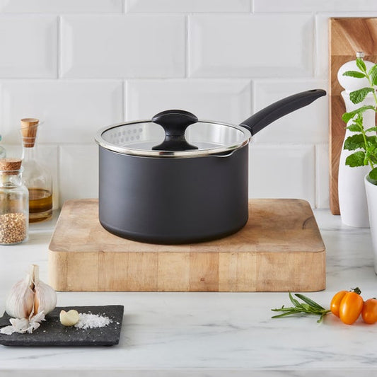 Non-Stick Aluminium Saucepan, 20cm