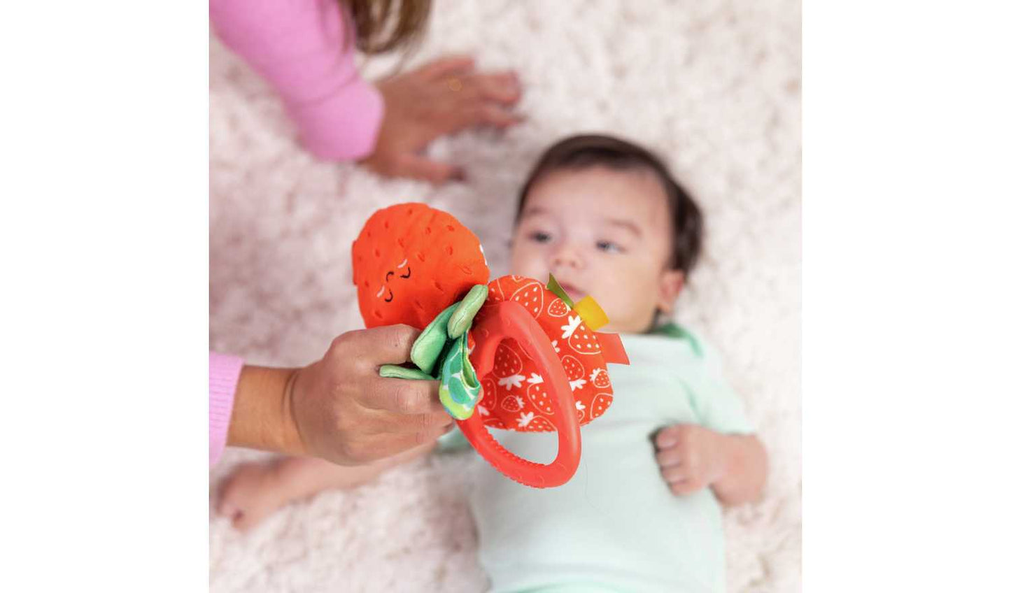 Melissa & Doug Peek-a-Boo Berry Take-Along Toy