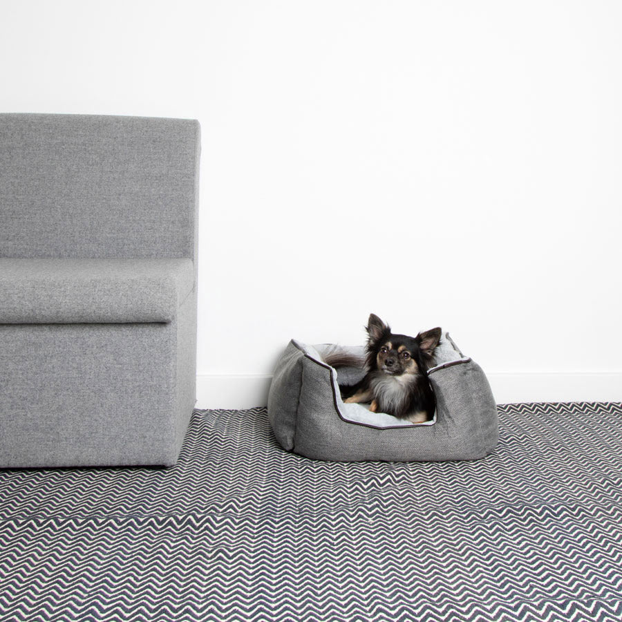Wainwright's Self Warming Square Dog Bed Grey Small