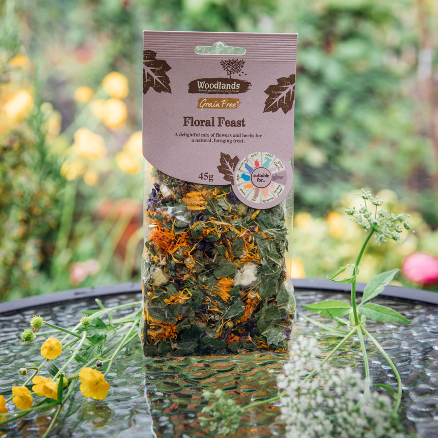 Pets at Home Small Animal Floral Salad Treats 80g