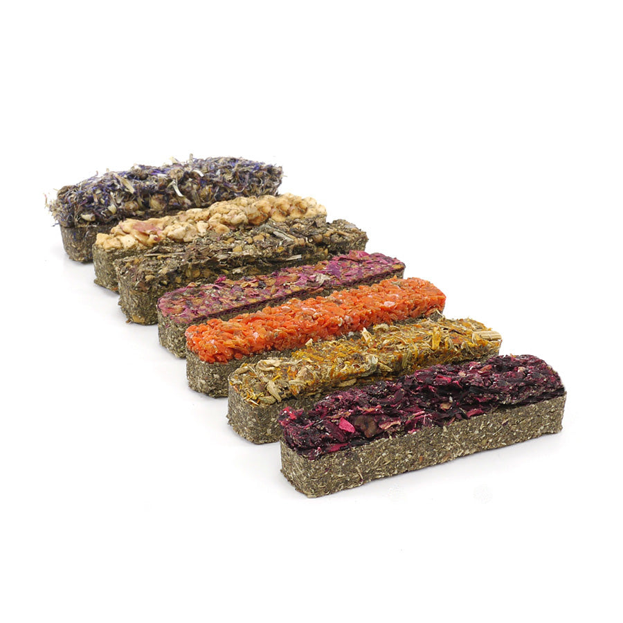 Naturals Luxury Flower, Fruit and Veg Bar Small Animal Treats 7 Pack
