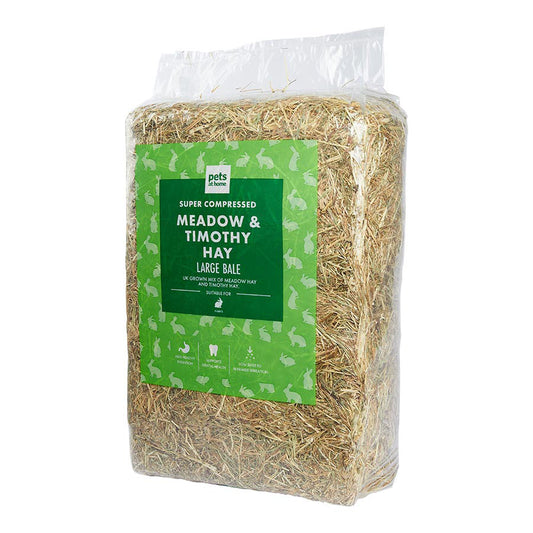 Pets at Home Rabbit Super Compressed Hay 3kg