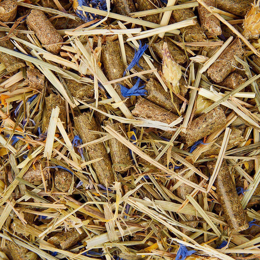 Pets at Home Natural Rabbit Forage Mix 1.5kg