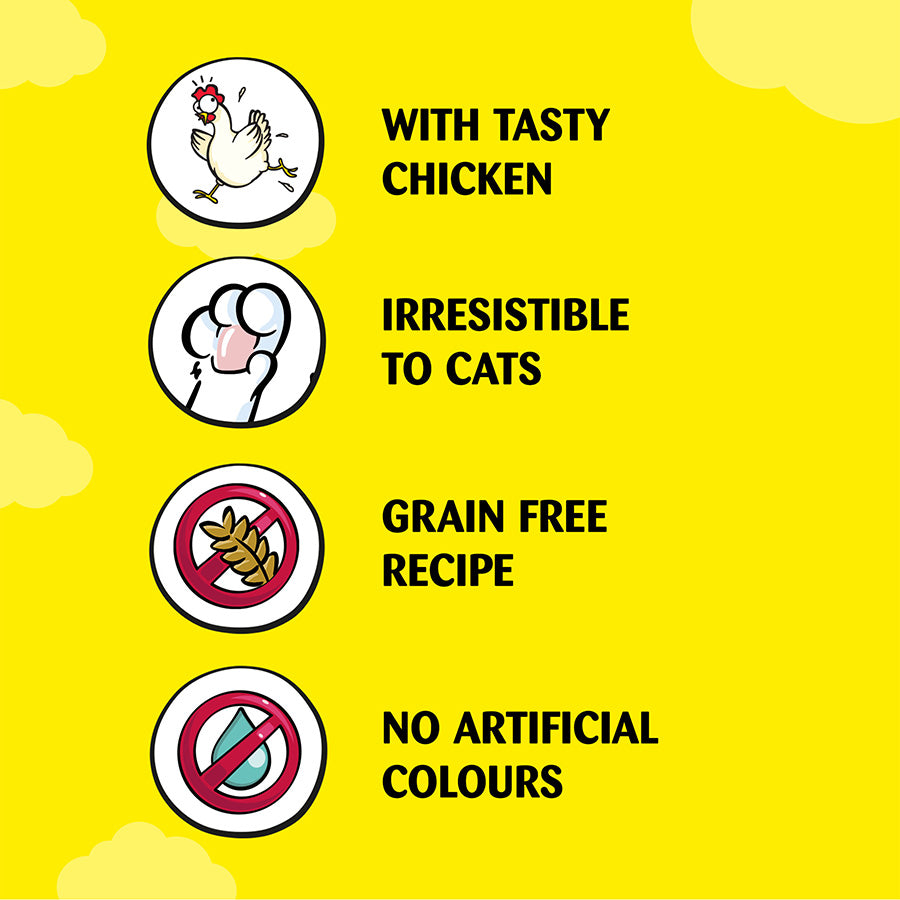 Dreamies Meaty Sticks Cat Treats with Chicken 30g