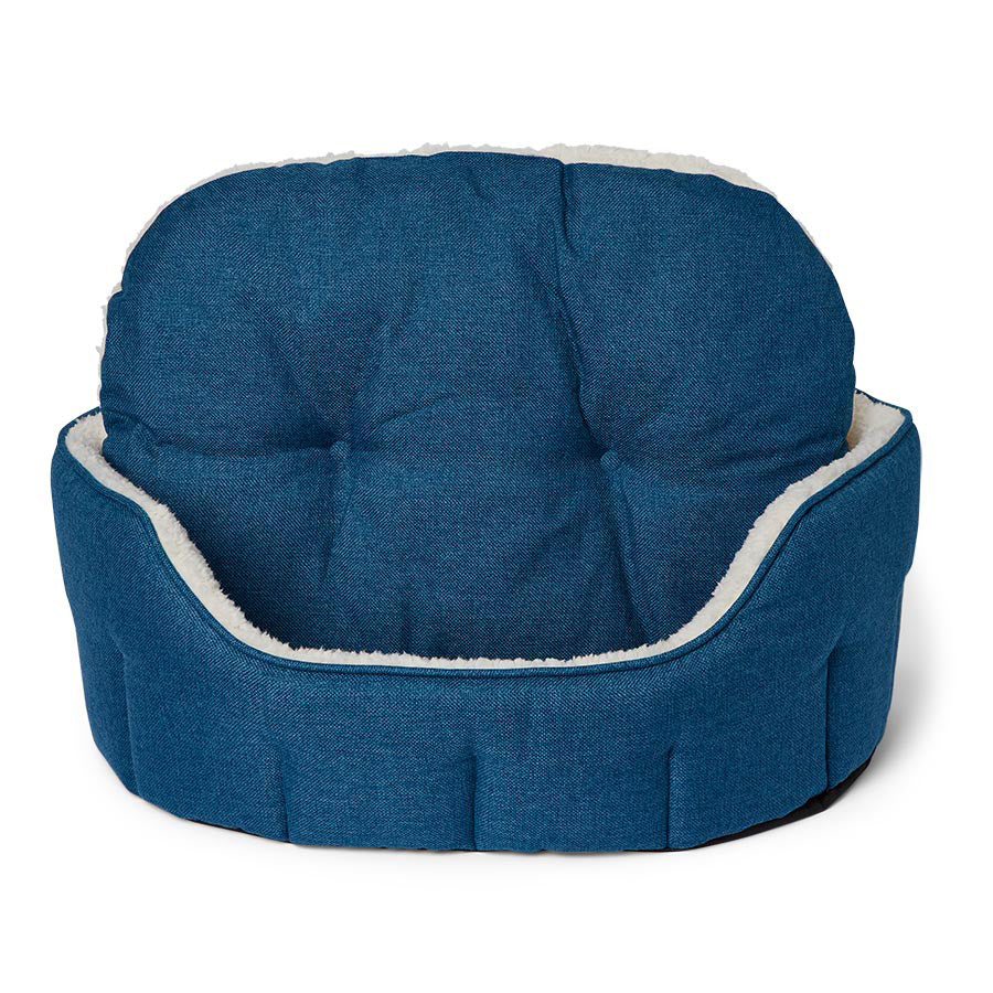 Pets at Home Linen Scallop Dog Bed Blue
