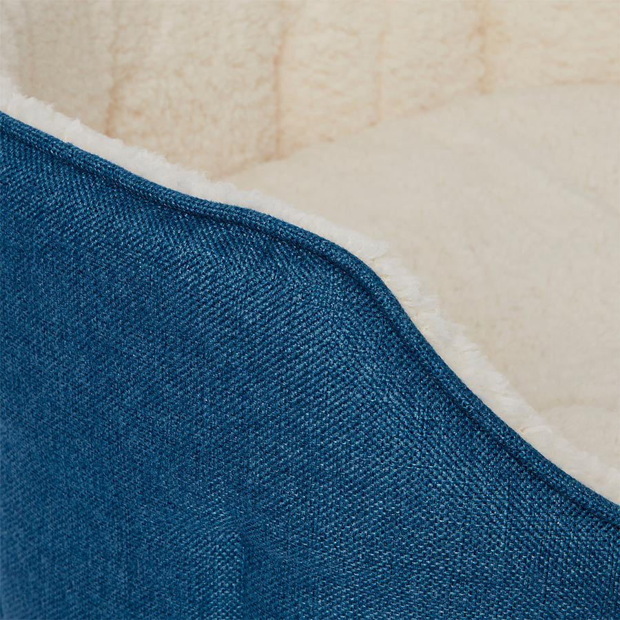 Pets at Home Linen Scallop Dog Bed Blue