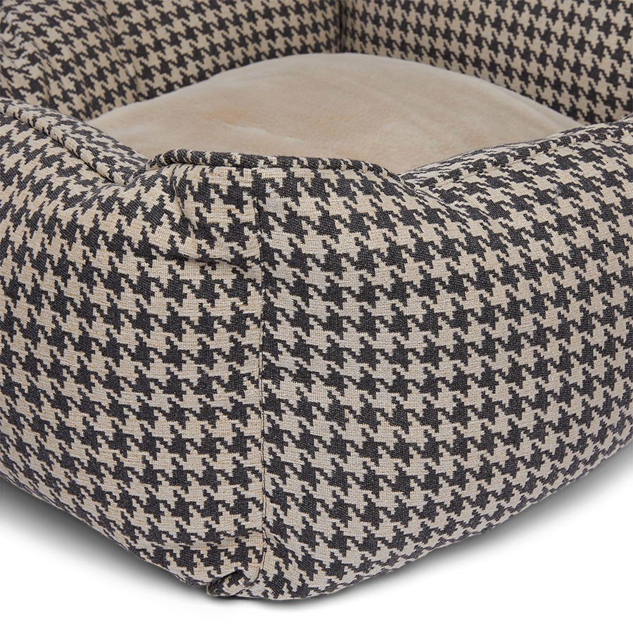 Wainwright's Dual Sided Cushion Square Dog Bed