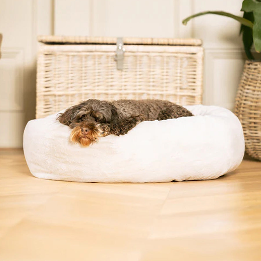 Lords & Labradors Calming Anti-Anxiety Donut Dog Bed Cream