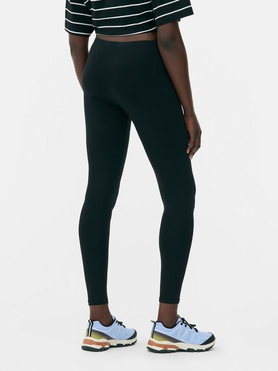 Essential Leggings