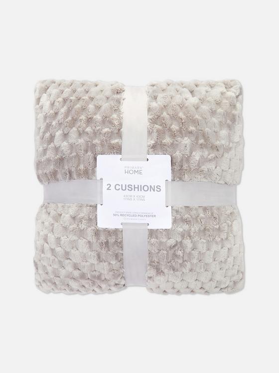 2pk Honeycomb Texture Cushions