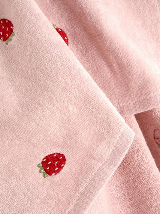 Embroidered Strawberry Pattern Bath Towel