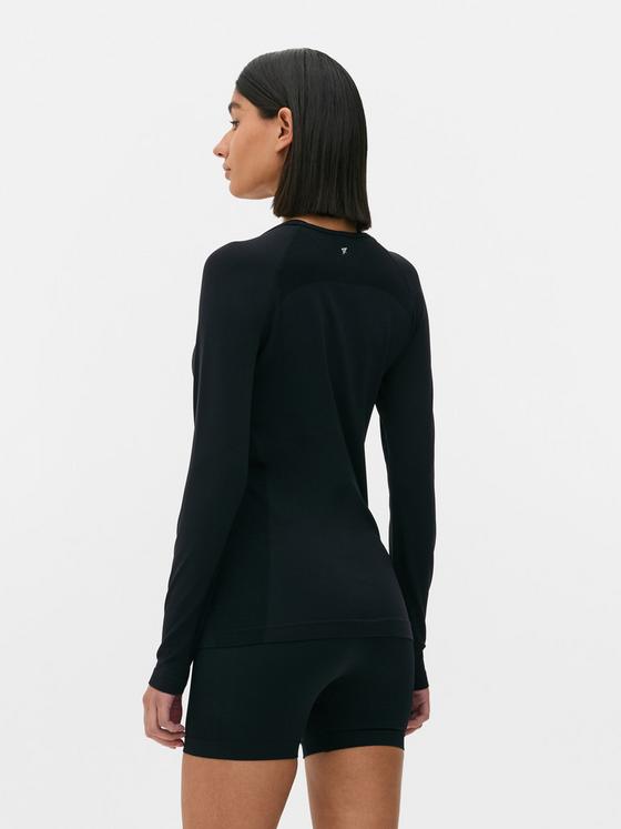 Seamless Long Sleeve Performance Top