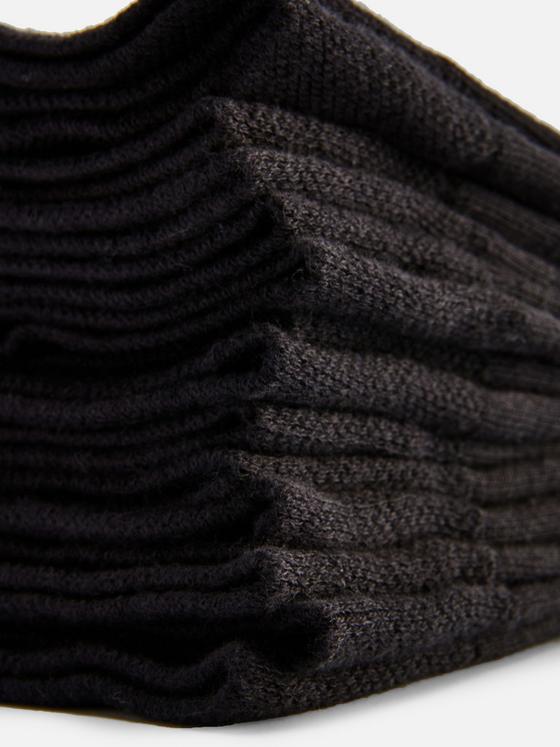 7pk Embroidered Socks