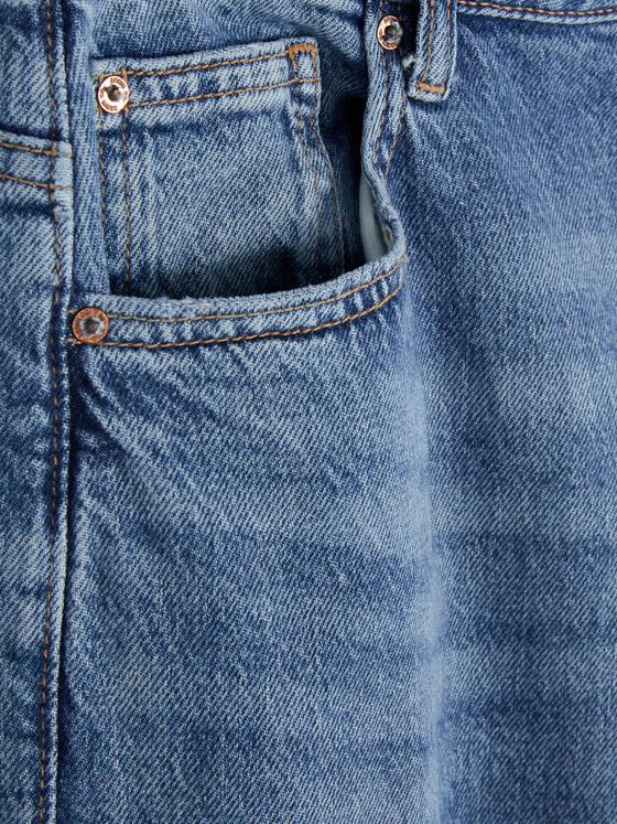 Paula Echevarría Straight Leg Jeans