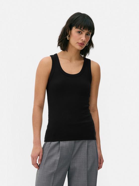 Essential Scoop Neck Vest