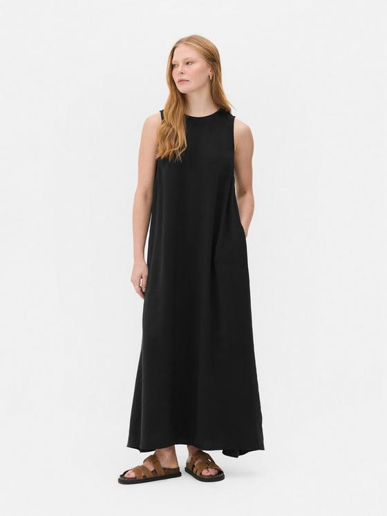 The Edit Sleeveless Midi Dress