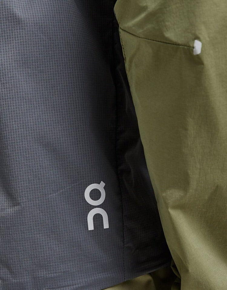 On Running Core Hooded Jacket