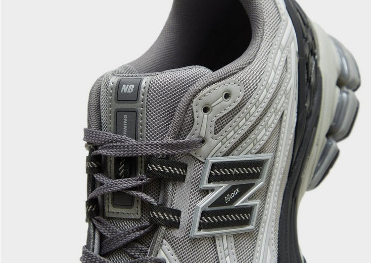 New Balance 1906R