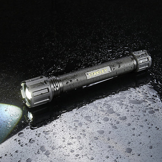 Stanley Black 800lm LED Battery-powered Torch