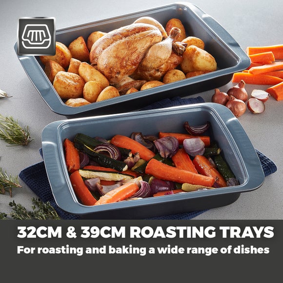 Tower Set of 2 Cerasure Non-Stick Roasting Trays