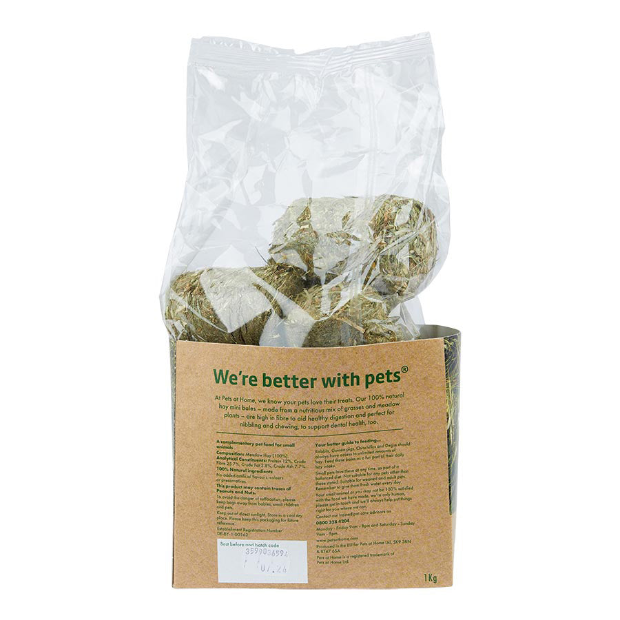 Pets at Home Small Animal Mini Hay Bales Treats 1kg