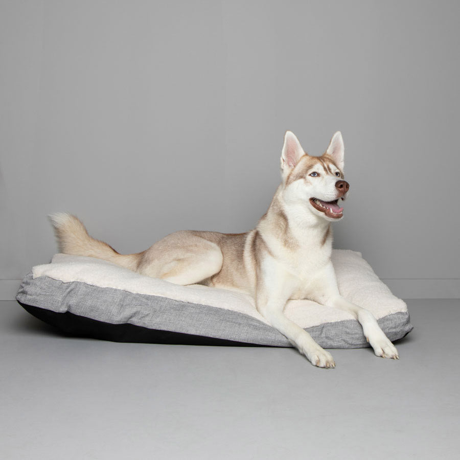Pets at Home Linen Gusset Dog Bed Grey