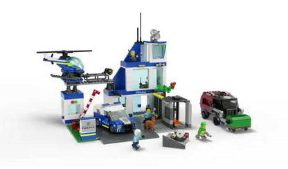 LEGO City Police Station Bin Lorry & Helicopter Toy 60316