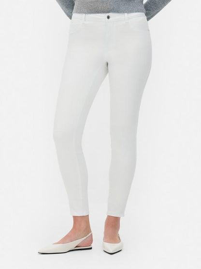 Essential Mid-Rise Skinny Jeans