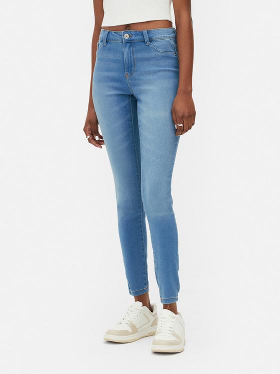 Essential Mid-Rise Skinny Jeans