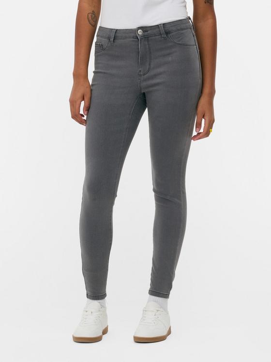 Essential Mid-Rise Skinny Jeans