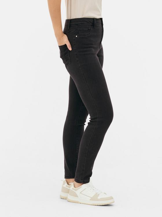 Essential Mid-Rise Skinny Jeans