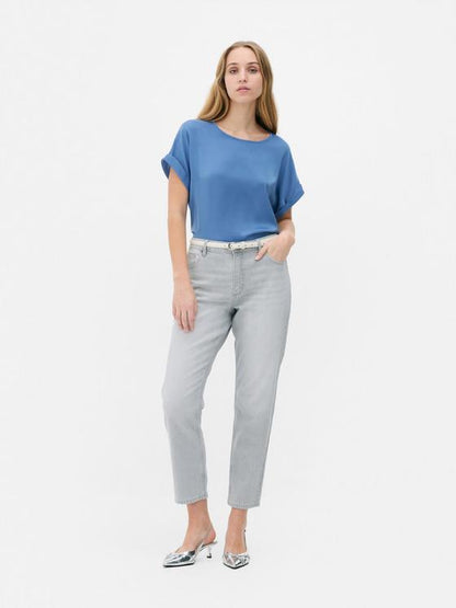 Relaxed T-shirt Blouse