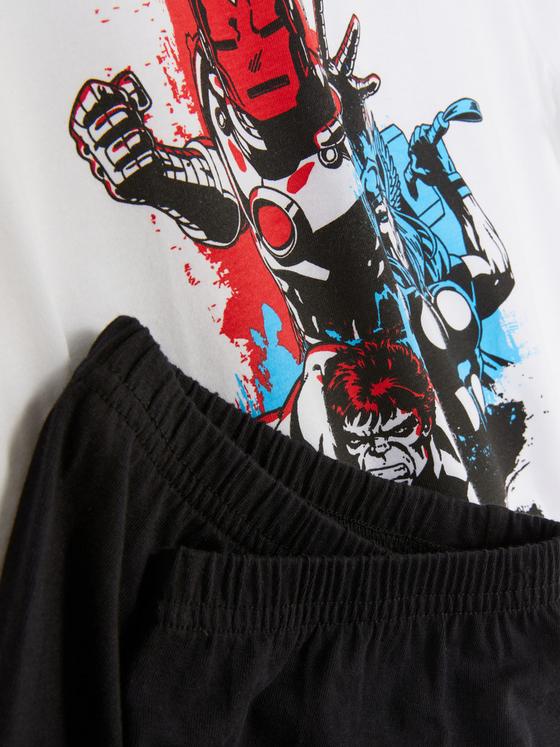 MARVEL Avengers T-Shirt and Shirts Set