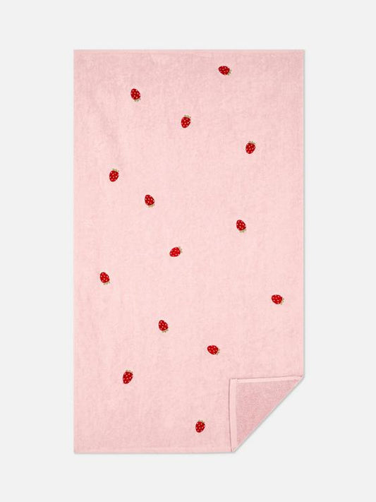 Embroidered Strawberry Pattern Bath Towel