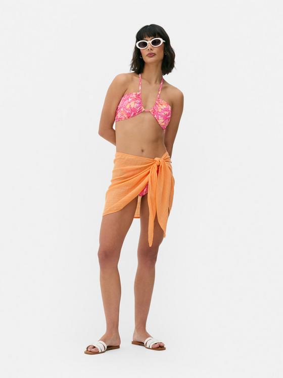 Tie-Fastening Mini Sarong