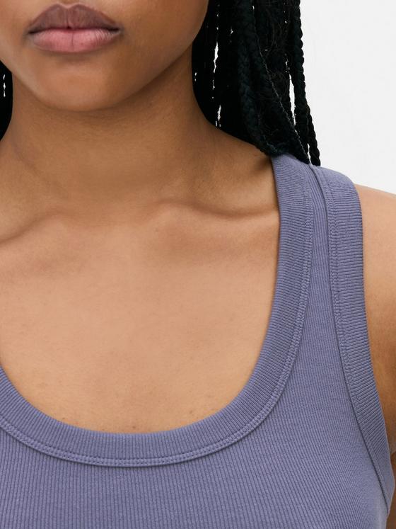 Essential Scoop Neck Vest