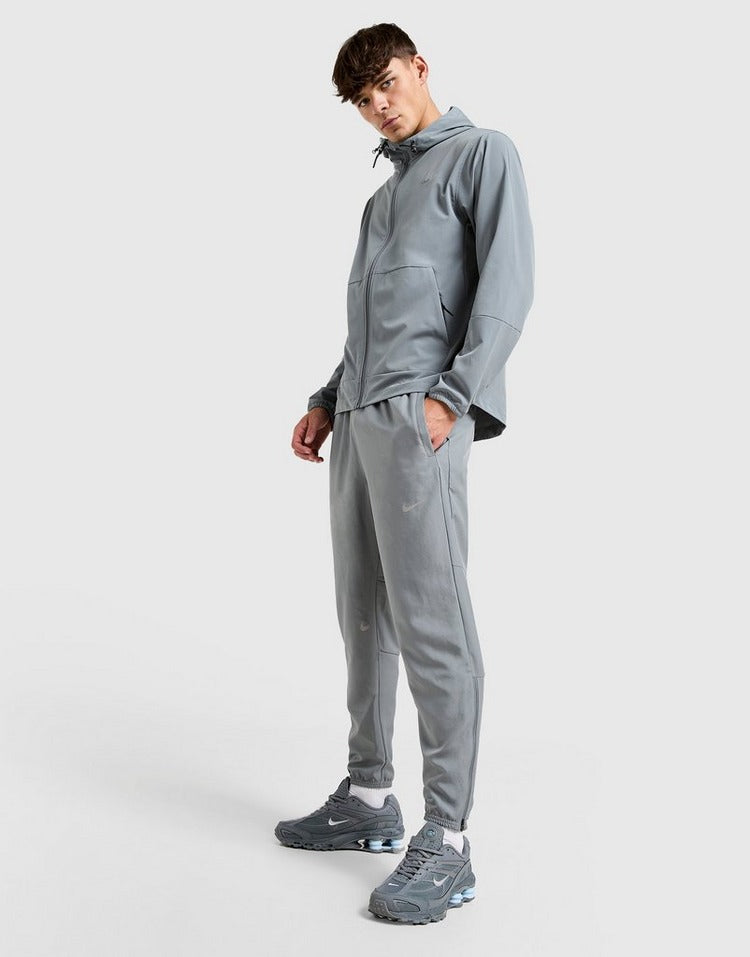 Nike Challenger Woven Track Pants