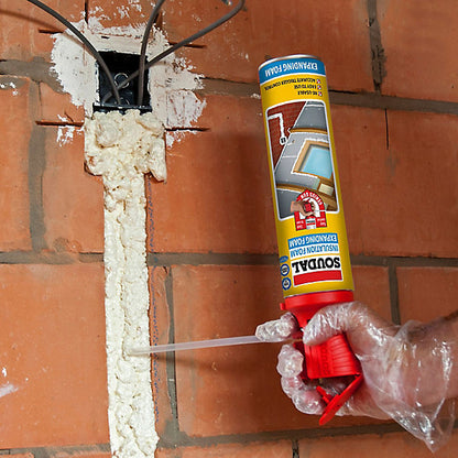 Soudal Genius Gun Insulation Expanding foam 750ml